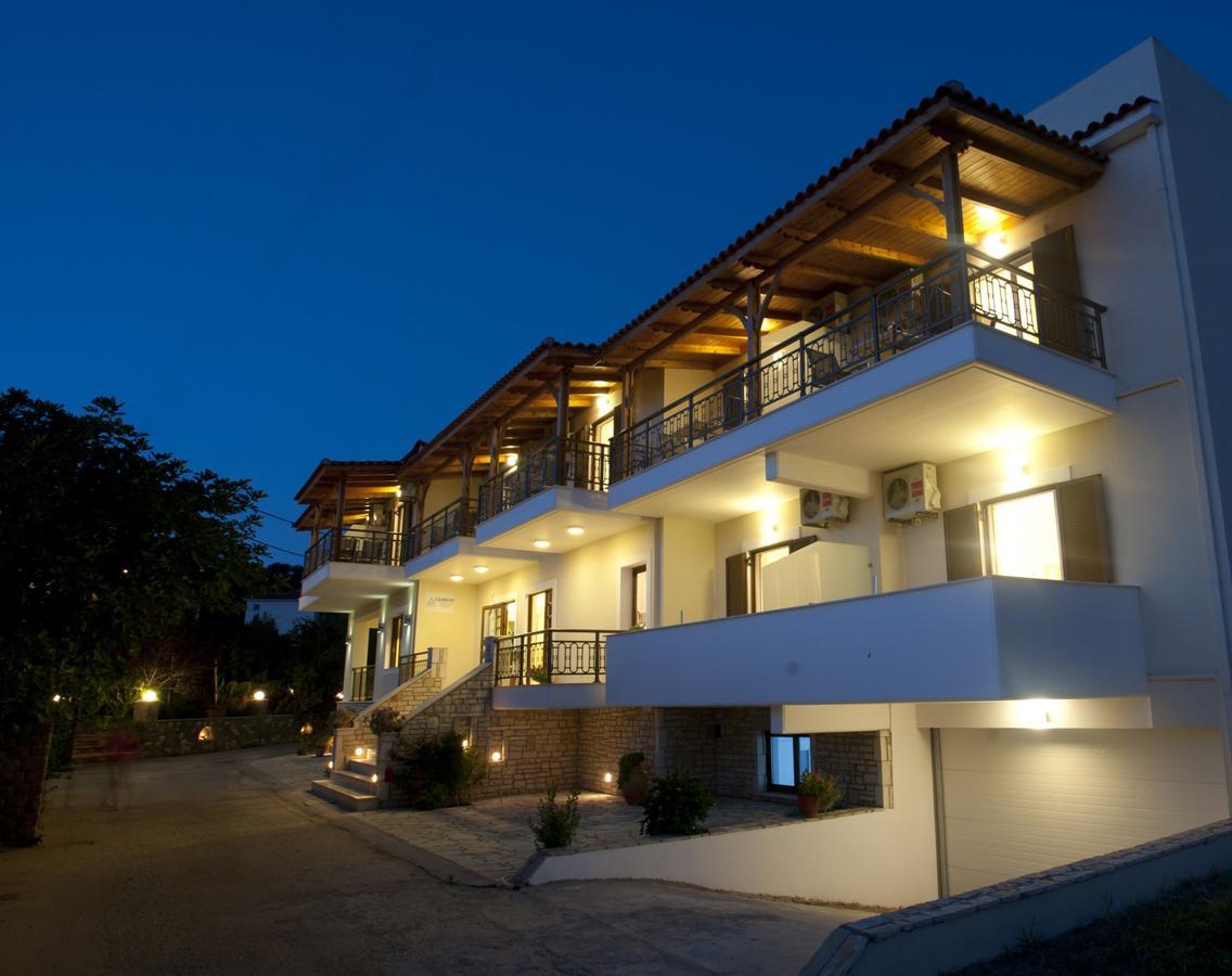 Georgio Seaside Hotel Foinikounda Extérieur photo